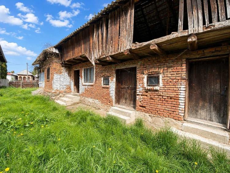 Casă cu 3 camere în Bădești
