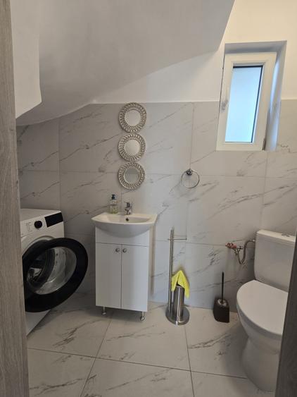 Casă cu 4 camere cu Teren 130 Mp în Central
