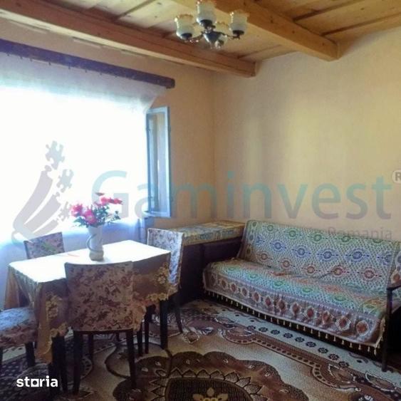 Casă cu 3 camere cu Teren 4192 Mp în Gepiu