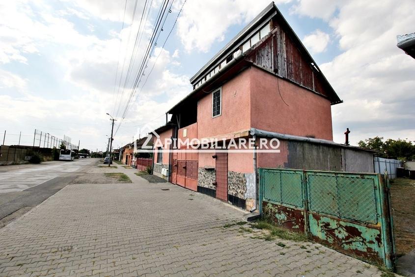 Casă individuală cu 5 camere cu Canalizare în Mureșeni