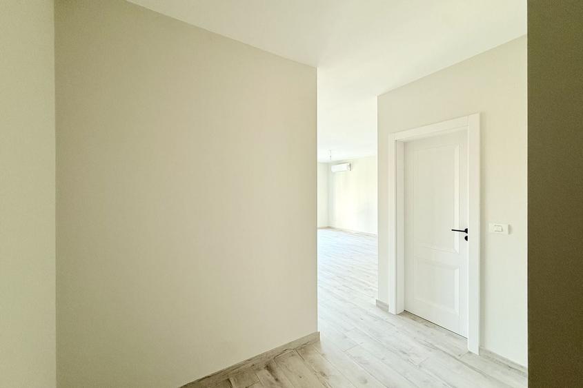 Apartament cu 3 camere decomandat în UTA
