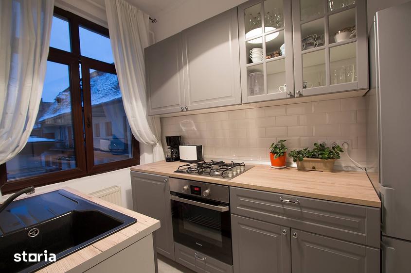 Apartament cu 2 camere decomandat în Central