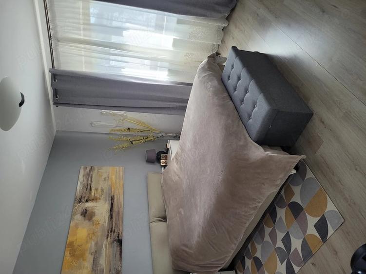 Casă cu 6 camere cu Teren 1600 Mp în Isvarna