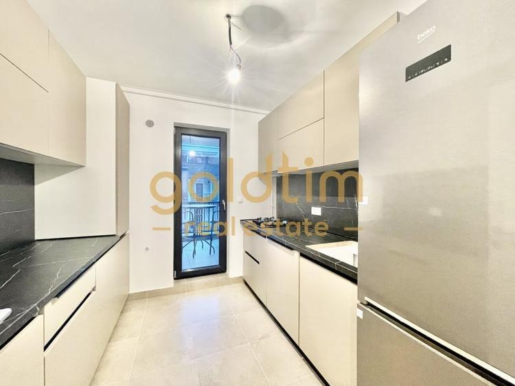 Apartament cu 3 camere semidecomandat, mobilat în Pipera