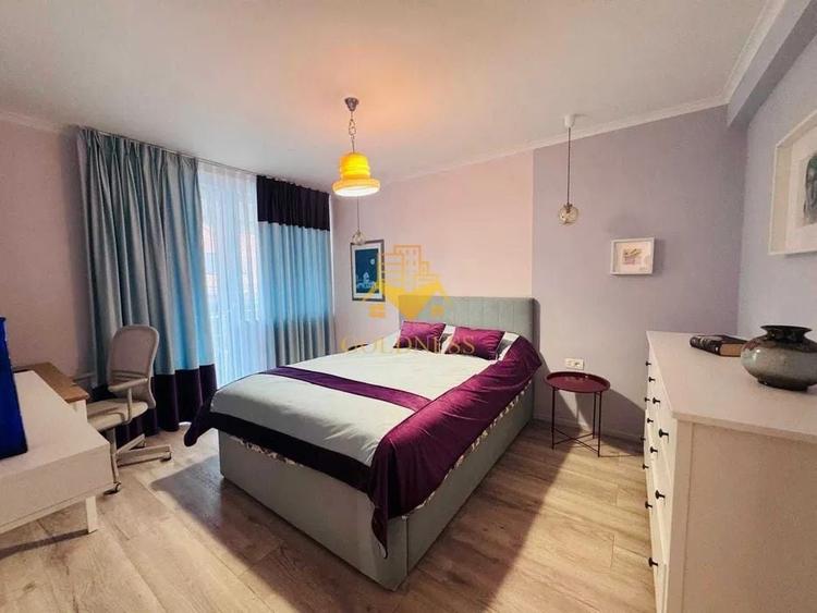 Apartament cu 2 camere decomandat, mobilat în Central