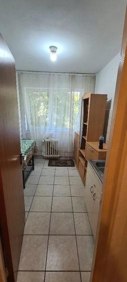 Propriter inchiriez apartament 2 camere - 2