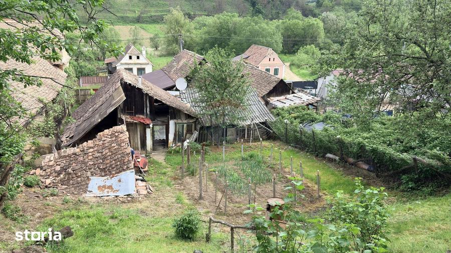 Casă cu 2 camere cu Teren 360 Mp în Biertan