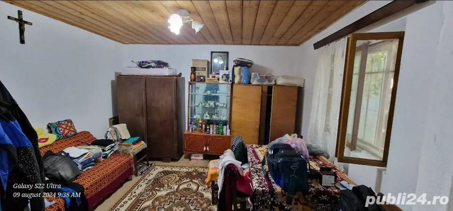 Casă cu 3 camere cu Teren 1700 Mp în Răchiteni