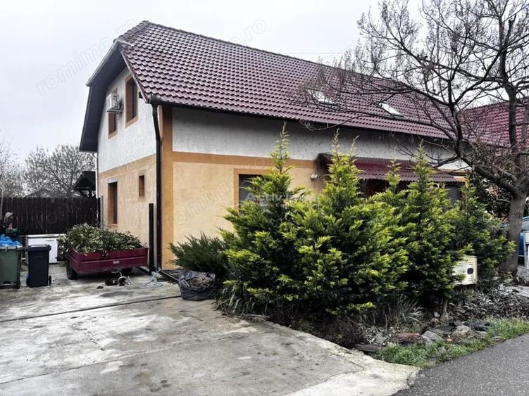 Casă cu 3 camere cu Teren 249 Mp în Biharia