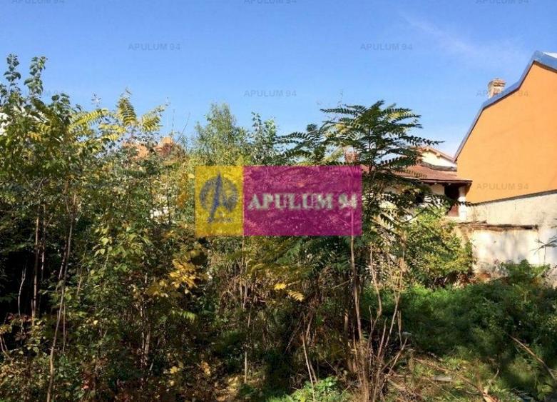 Teren Construcții intravilan de 420 mp, în Moșilor