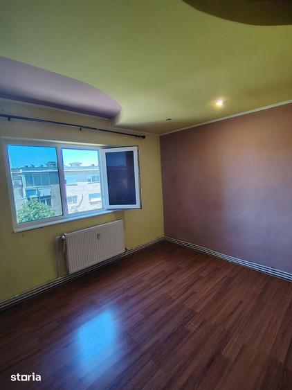 Apartament cu 2 camere în Micălaca