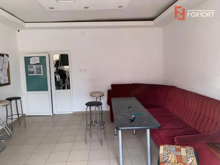Spațiu comercial, de 25 mp, în Carani