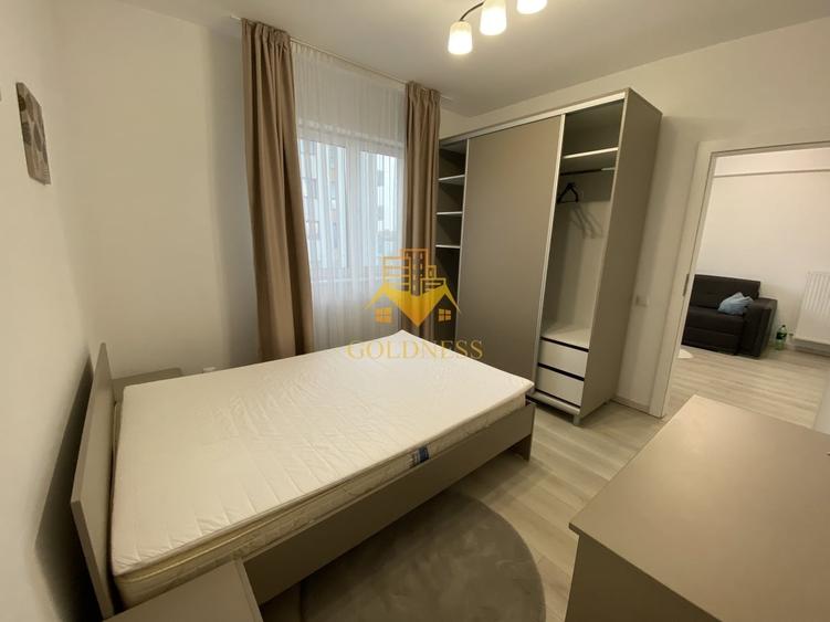 Apartament cu 3 camere semidecomandat în Central
