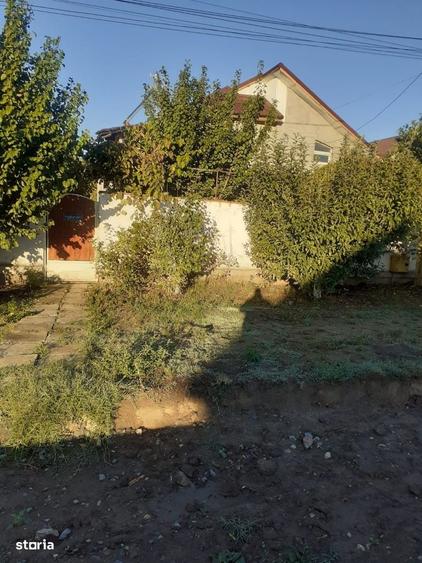 Casă cu 4 camere în Fetești-Gară