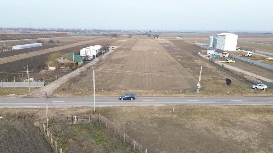 Teren Construcții intravilan de 15000 mp, în Exterior Est