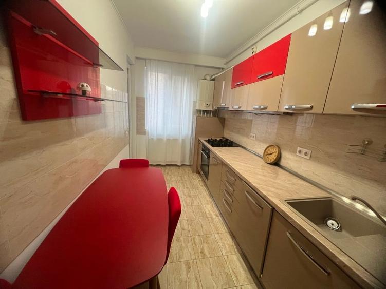 Apartament cu 2 camere decomandat în Decebal