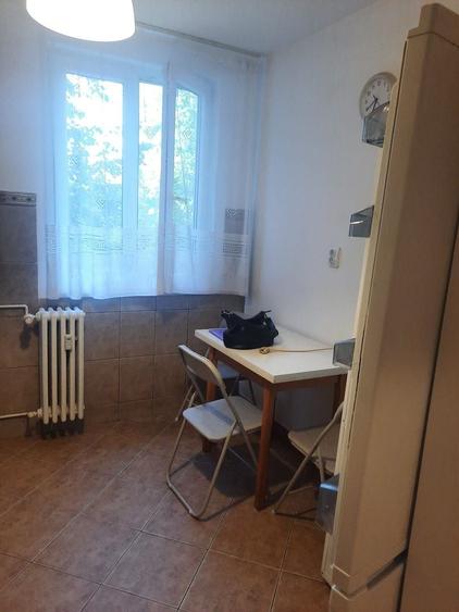 Apartament cu 2 camere decomandat, mobilat în Drumul Taberei