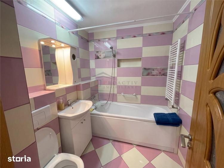 Apartament cu 3 camere decomandat în Obcini