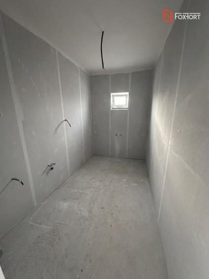 Duplex cu 3 camere cu Canalizare în Moșnița Nouă