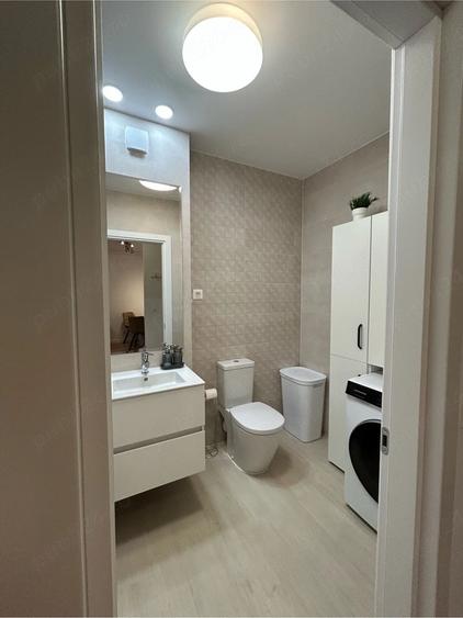 Apartament cu 2 camere decomandat în Exterior Vest