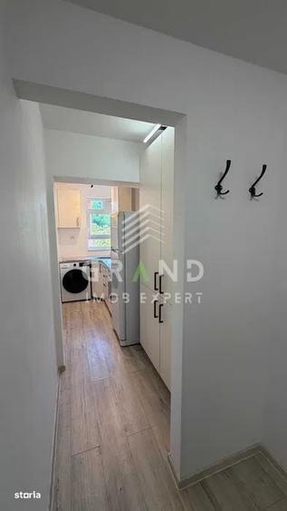 Apartament cu 2 camere decomandat în Plopilor