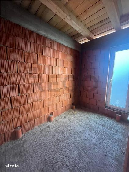 Casă cu 4 camere cu Teren 650 Mp în Oncea