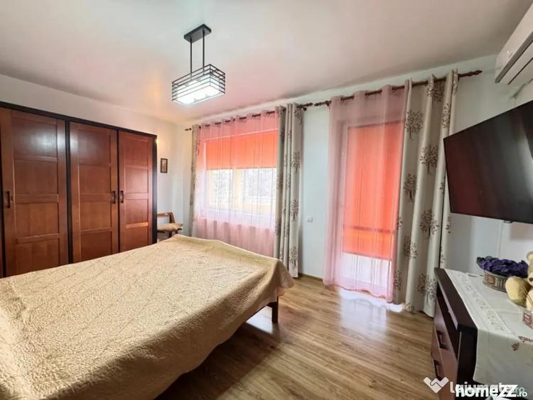 Casă cu 5 camere cu Teren 157 Mp în Central