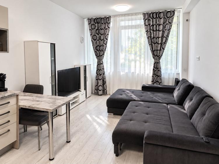 De Închiriat – Apartament 2 Camere | Piano Bar - 1