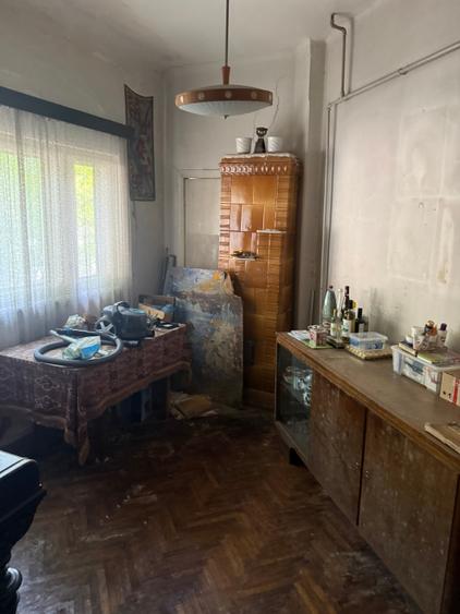 Casă cu 5 camere cu Canalizare în Domenii