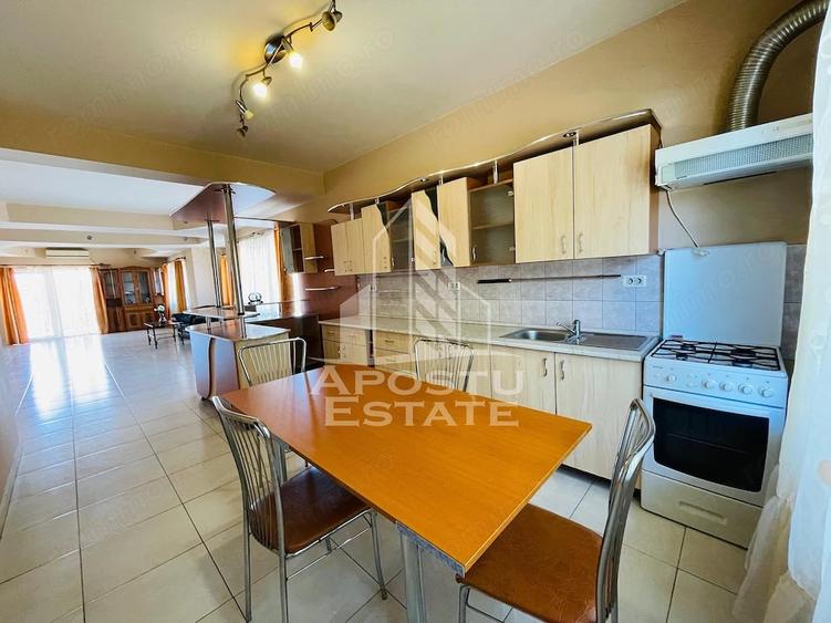 Casă cu 3 camere în Intim