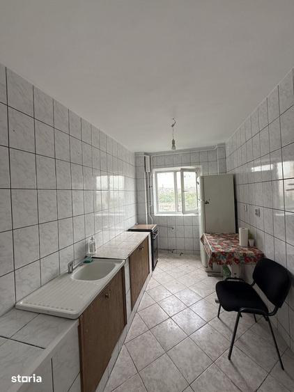 Apartament cu 2 camere decomandat în Crângași