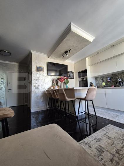 Apartament cu 3 camere semidecomandat, mobilat în Iris