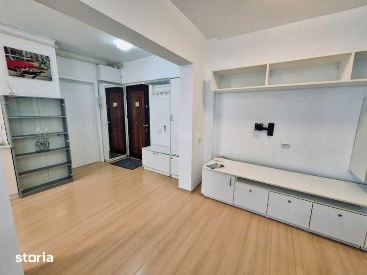 Apartament cu 3 camere decomandat, mobilat în Drumul Taberei