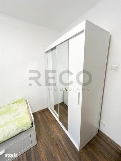 Apartament cu 3 camere semidecomandat în Rogerius