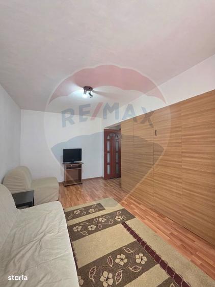 Apartament cu 2 camere decomandat în Sud