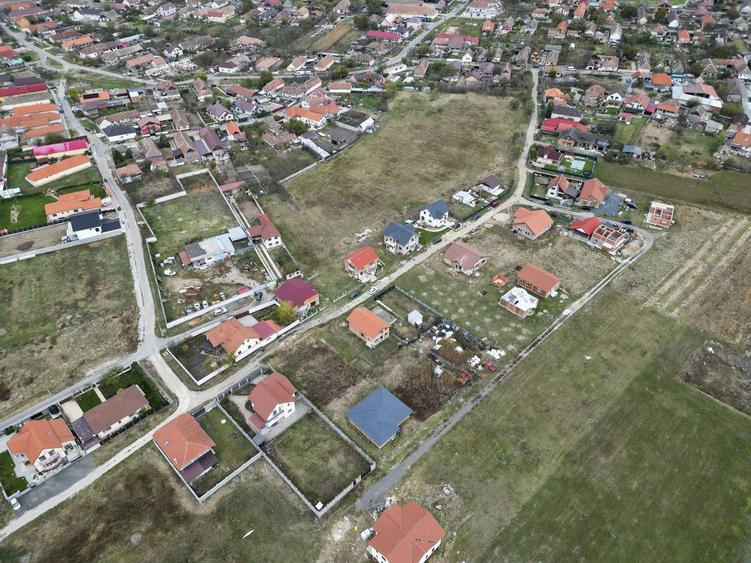Teren de 500 mp, în Vladimirescu