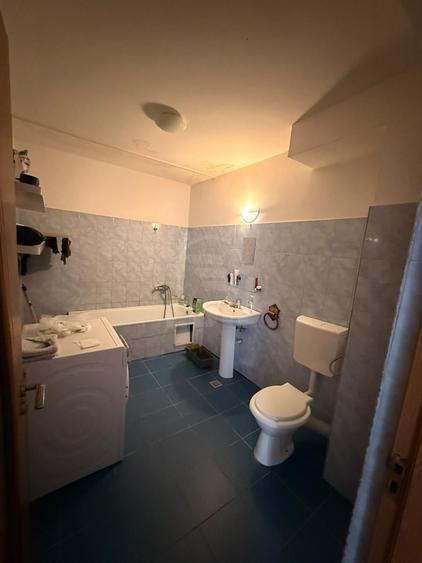 Apartament cu 2 camere în Florești