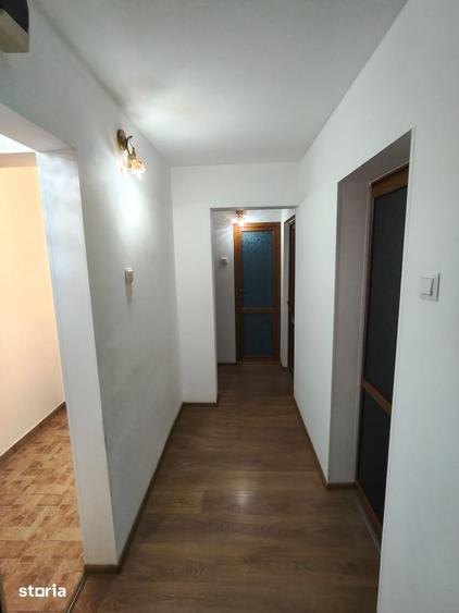 Apartament cu 3 camere în Obor