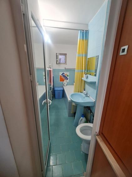 Vind 4camere decomandat etaj 1 anghel salygni - 8
