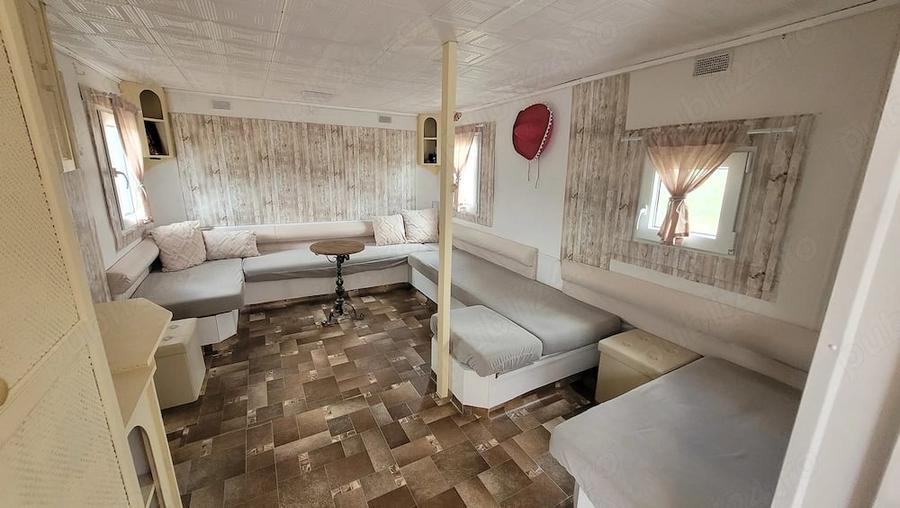 Casă cu Teren 3400 Mp în Checea