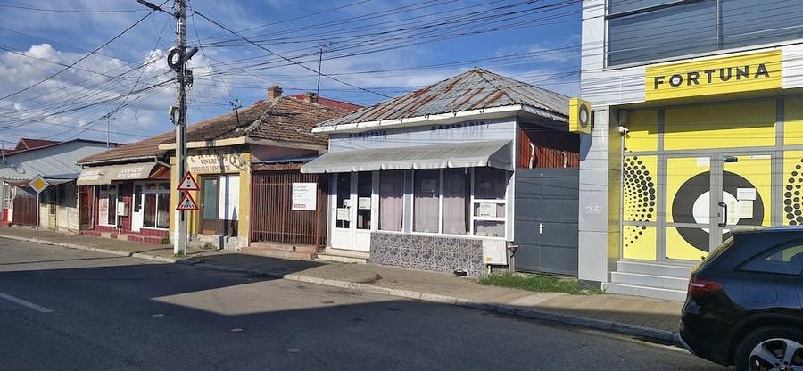 Spațiu comercial, de 90 mp, în Central