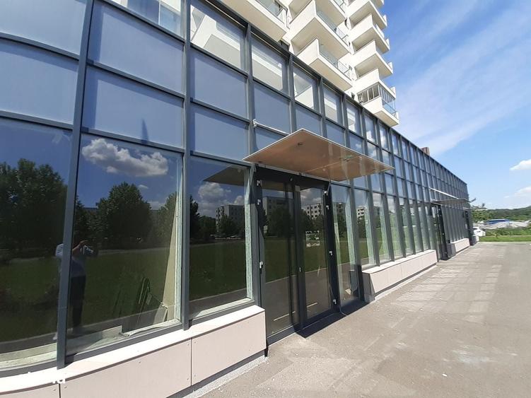Spațiu comercial, de 238 mp, în Băneasa