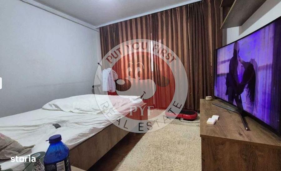 Apartament cu 3 camere decomandat în Rahova