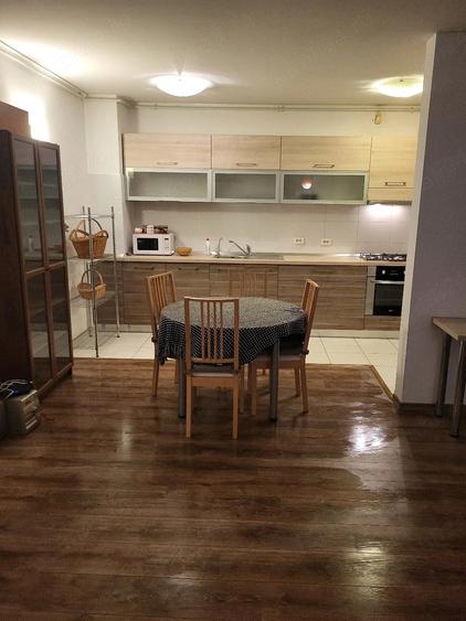 Apartament cu 2 camere decomandat în Șerban Vodă