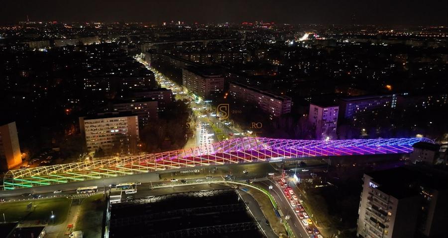 Apartament cu 4 camere decomandat în Metalurgiei