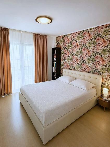 Apartament cu 4 camere decomandat, mobilat în Băneasa