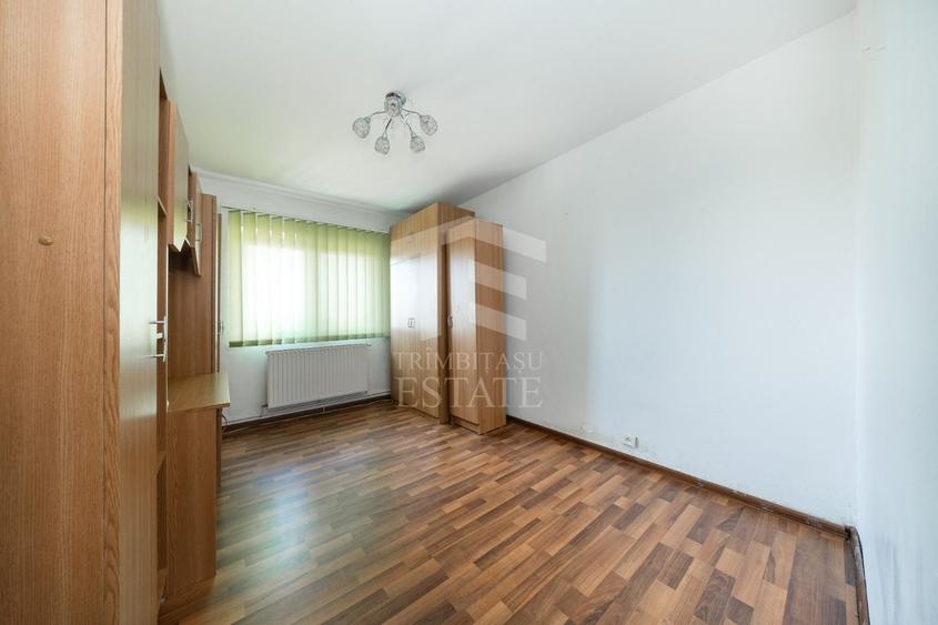 Apartament cu 2 camere decomandat, mobilat în Triaj