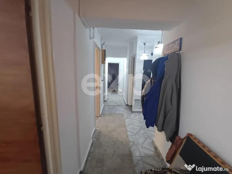 Apartament cu 4 camere decomandat în Ultracentral