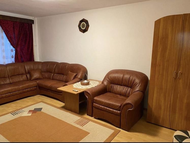 Apartament cu 2 camere semidecomandat în Dacia