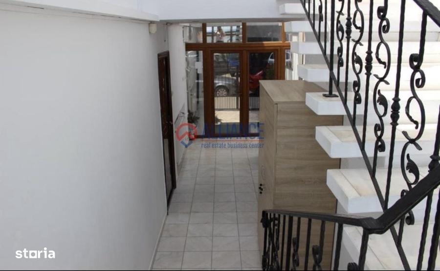 Spațiu comercial, de 200 mp, în Nord